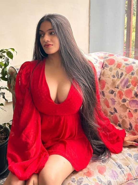 Call Girls in East Of Kailash