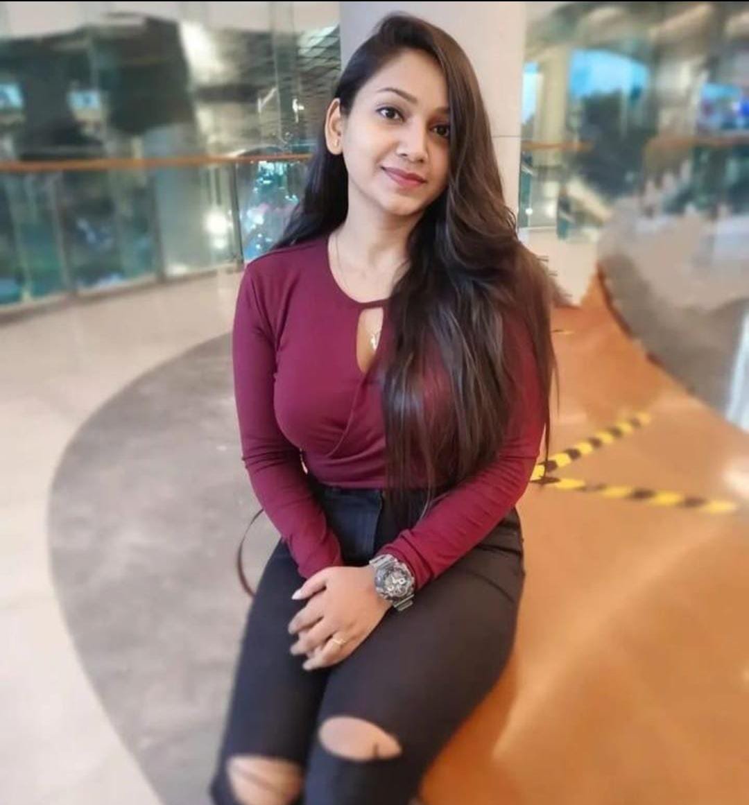 Call Girls in East Of Kailash
